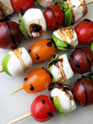 a tray of Keto Caprese Salad on SKewers