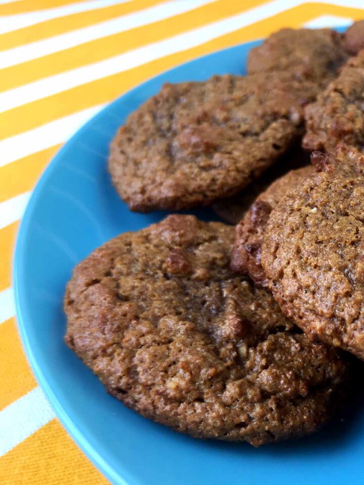 Keto Molasses Gingerbread Cookies Resolution Eats