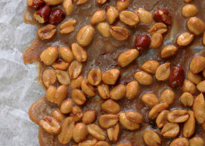 Low Carb Keto Peanut Brittle