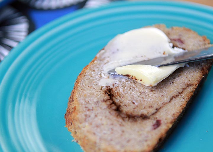 Low Carb Cinnamon Raisin Bread