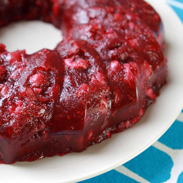 A Keto Cranberry and Pecan Jello Salad Ring