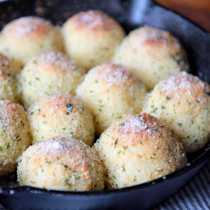 Keto Garlic Bread in a cast iron pan.