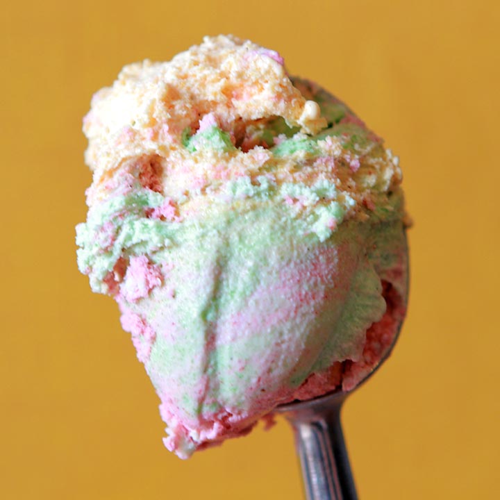 am ice cream scoop of Keto sherbet