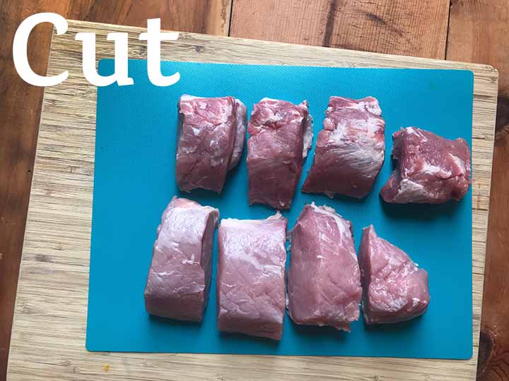 Step 2 Cut the pork butt into small pieces