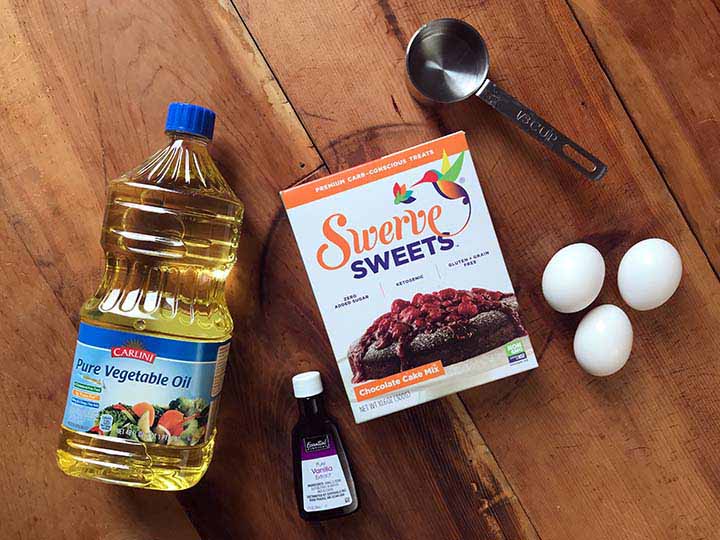 Ingredients of Swerve Sweets Chocolate Box Cake