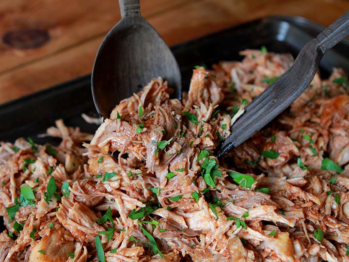 Instant Pot Pulled Pork BBQ
