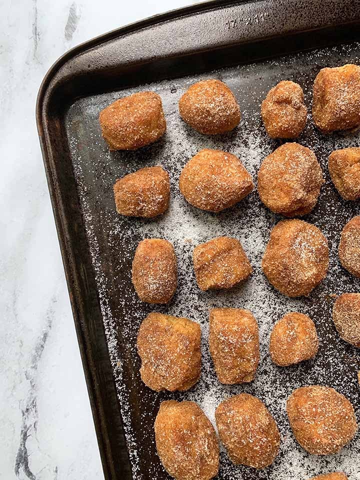 a cookie sheet filled with low carb pretzel bites
