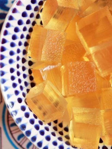 Keto Apple Cider Vinegar Gummies in a white and blue bowl